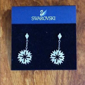 Swarovski drop earrings